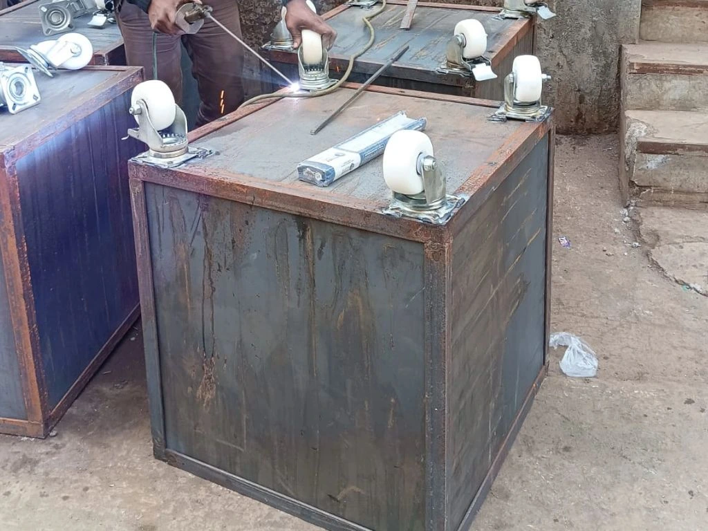 500kg Mild Steel Container Trolley for Heavy-Duty Transport